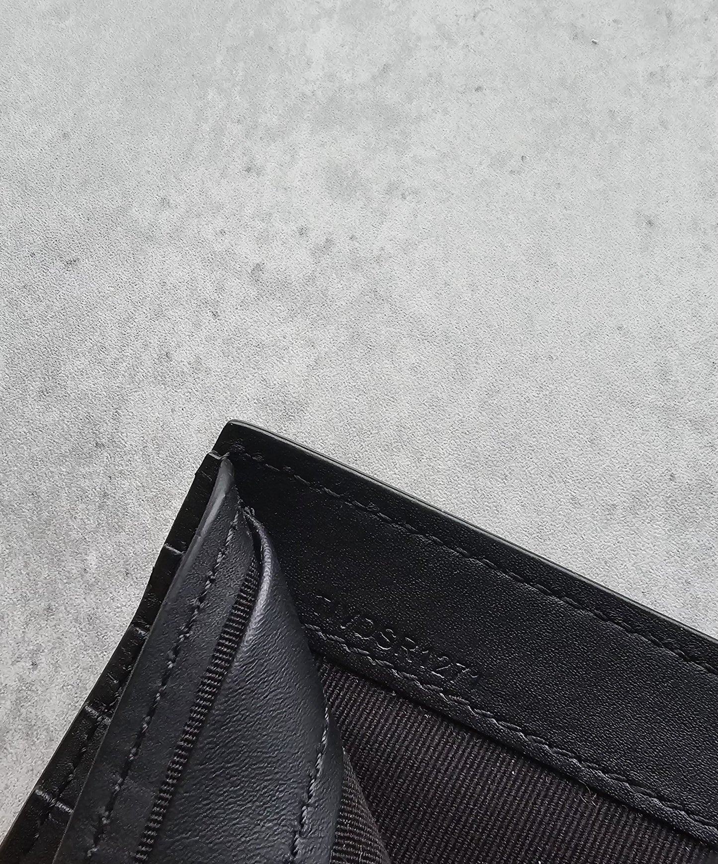 BURBERRY Graffiti Print International Leather Bifold Wallet