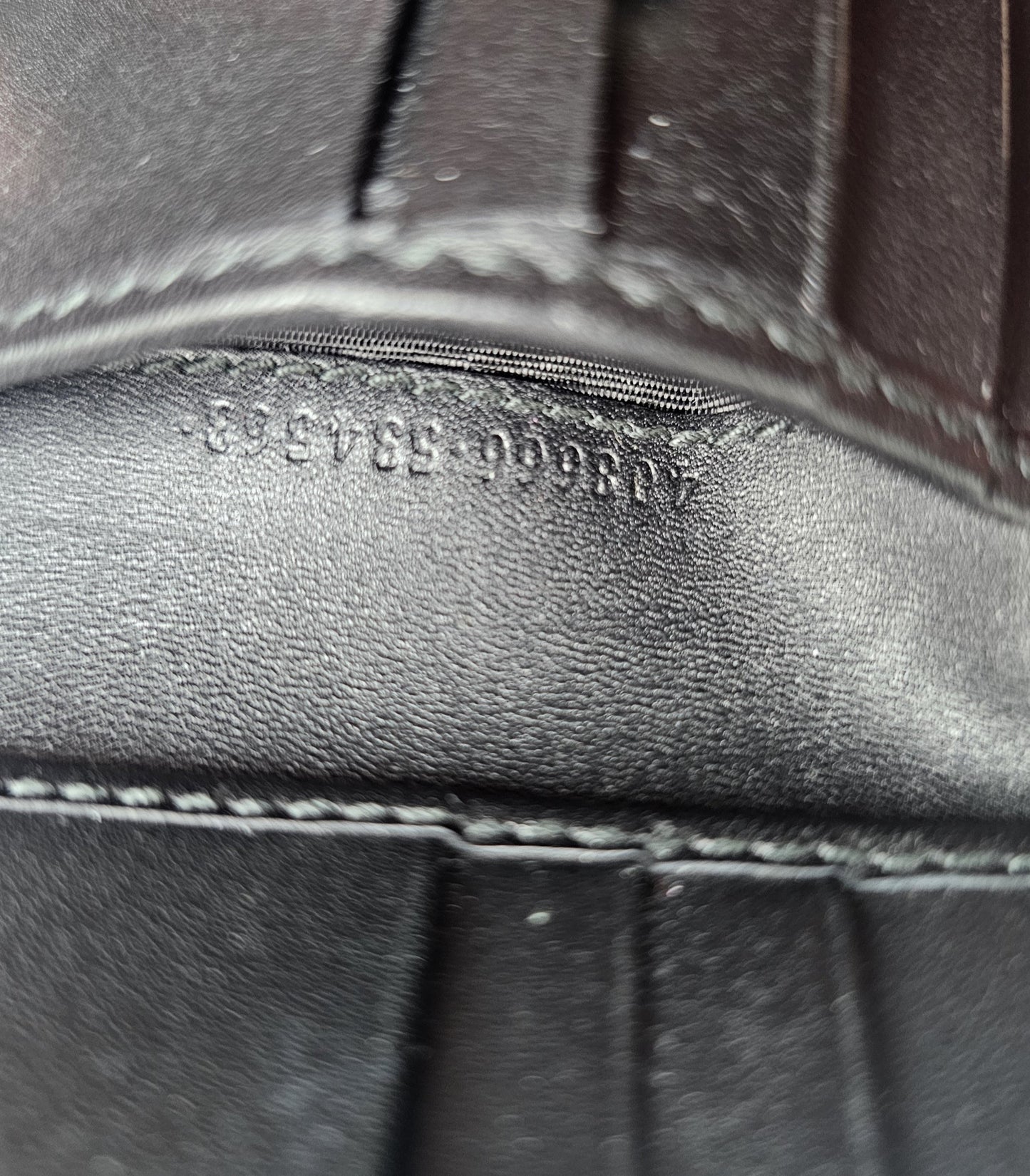 GUCCI GG Supreme Monogram Blooms Bi-Fold Wallet