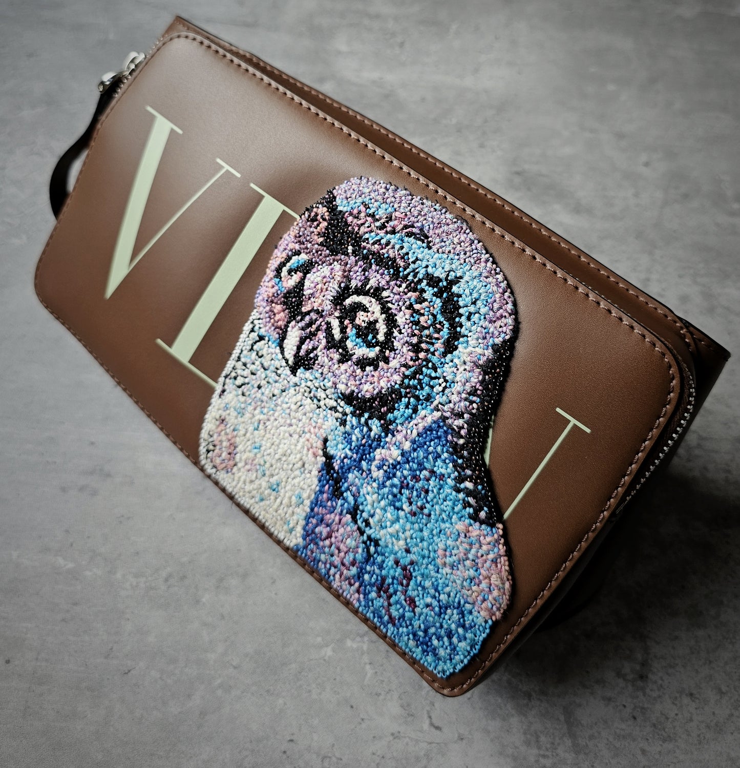 VALENTINO GARAVANI Limited Edition VLTN Umo Owl Embroidery Python Leather Belt Bag