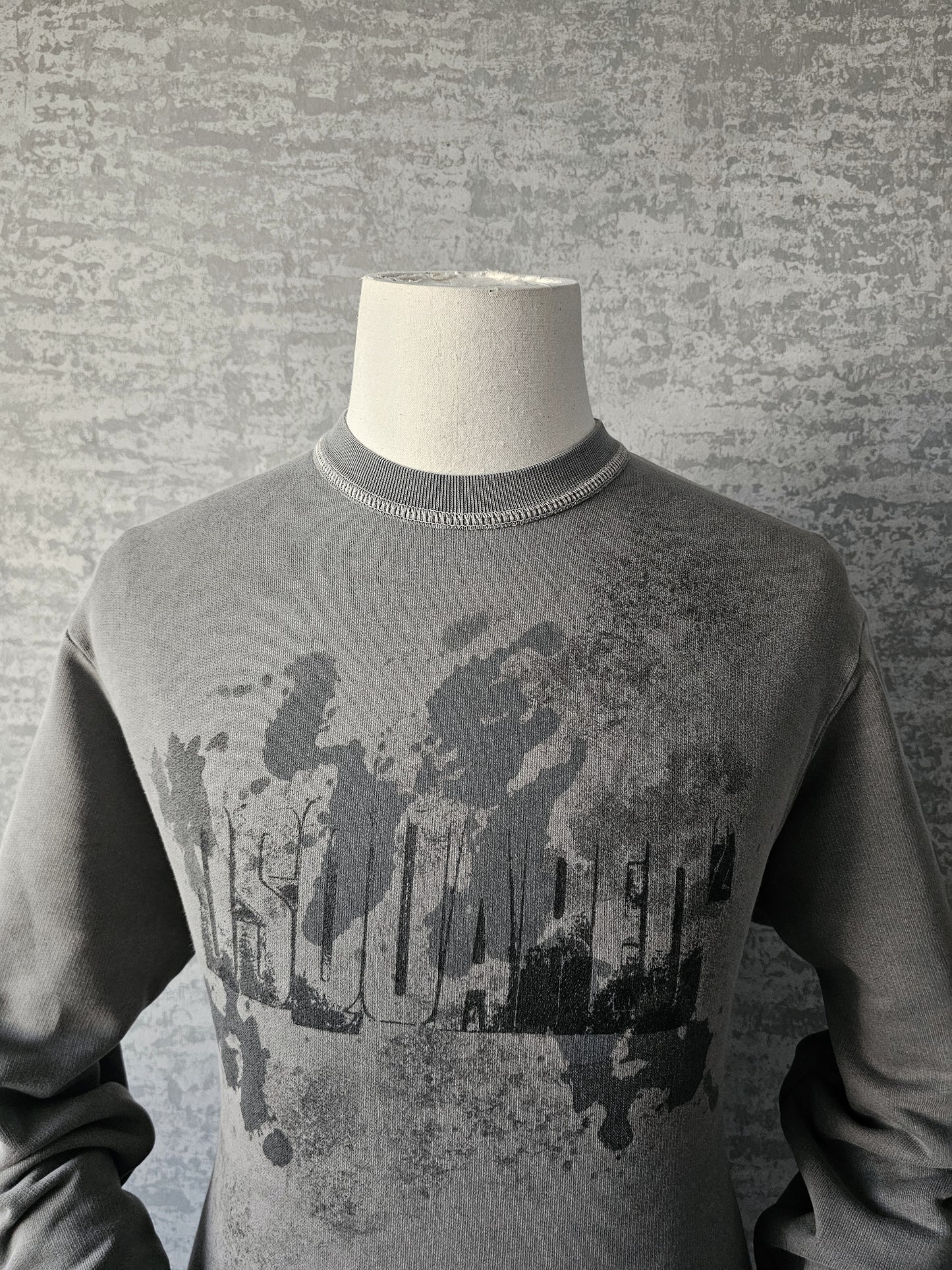 DSQUARED2 Spray Graffiti Distressed Sweatshirt
