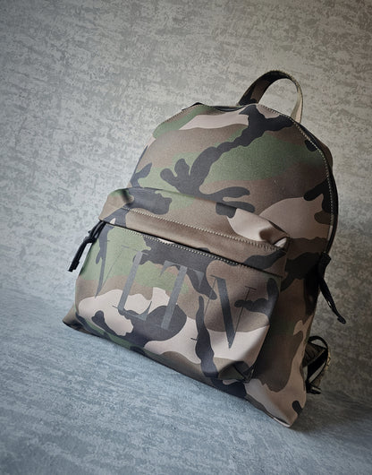 VALENTINO GARAVANI VLTN Camouflage Backpack