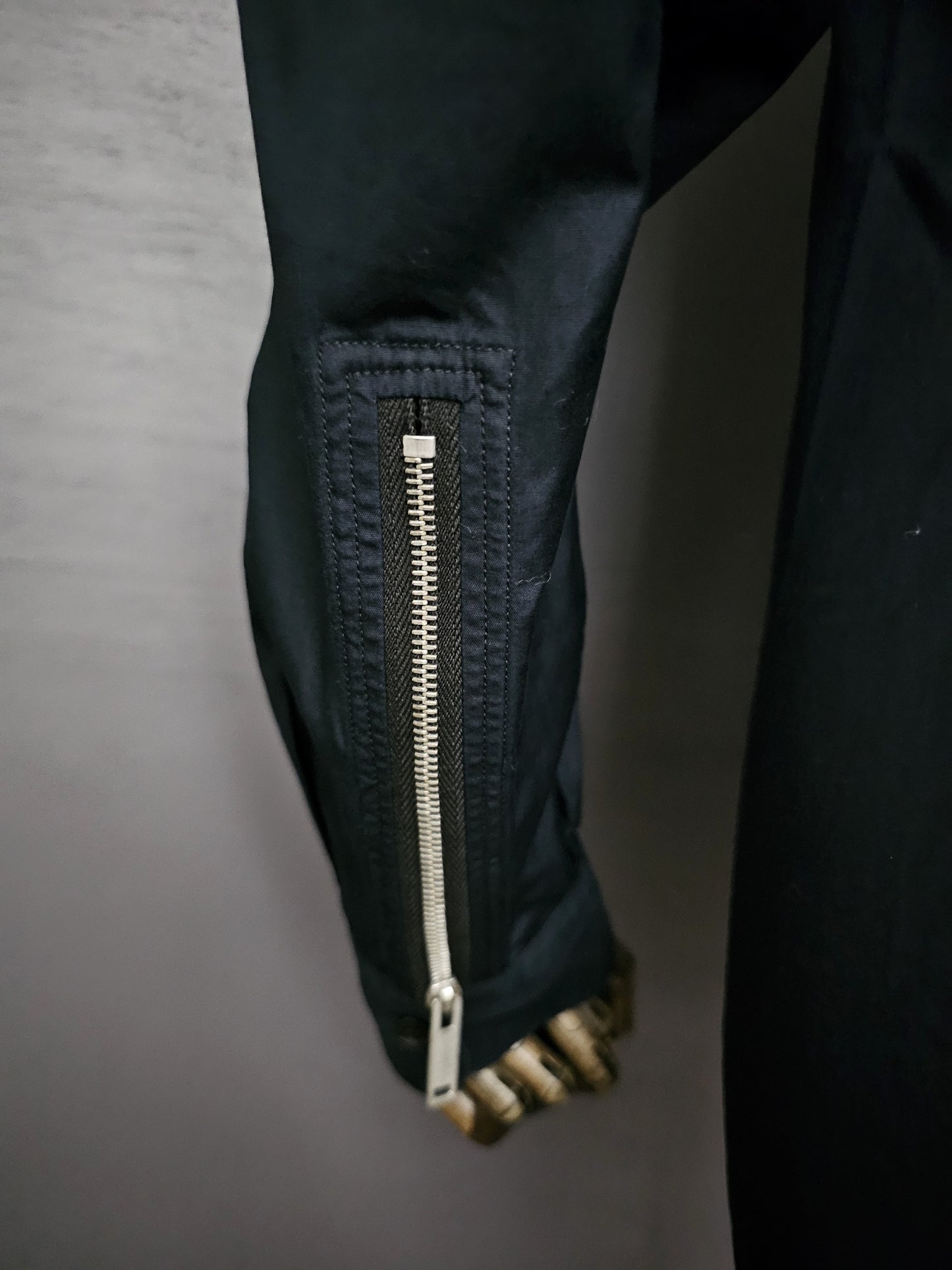ALEXANDER MCQUEEN  Zip Detailed Black Shirt