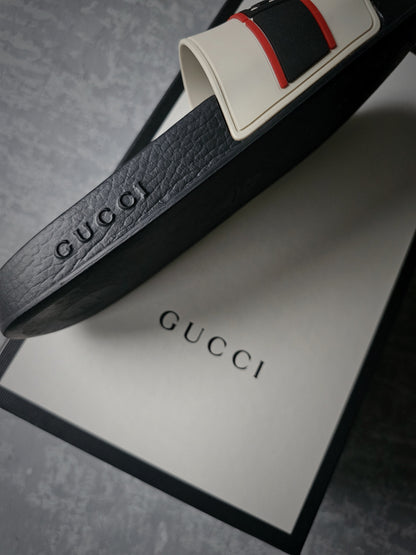 GUCCI Blk/white Nastro Rubber Slides