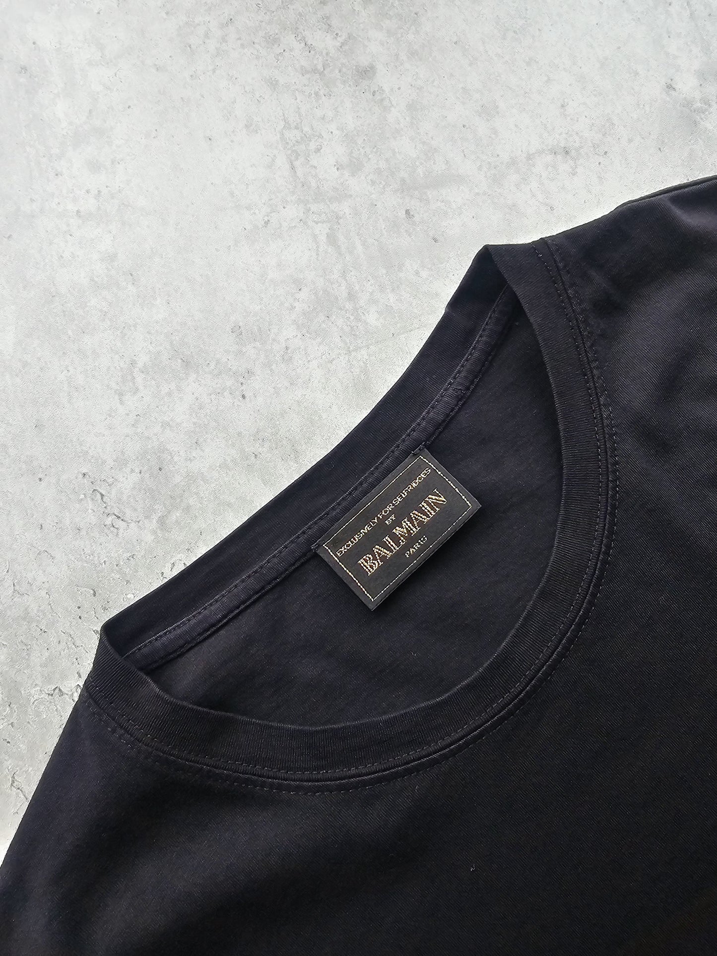 BALMAIN Exclusive Signature Logo T-Shirt