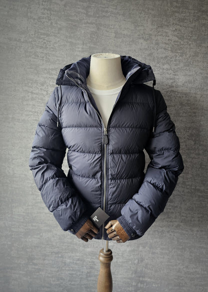 BURBERRY Detachable Hood & Sleeve Puffer Jacket/Gilet